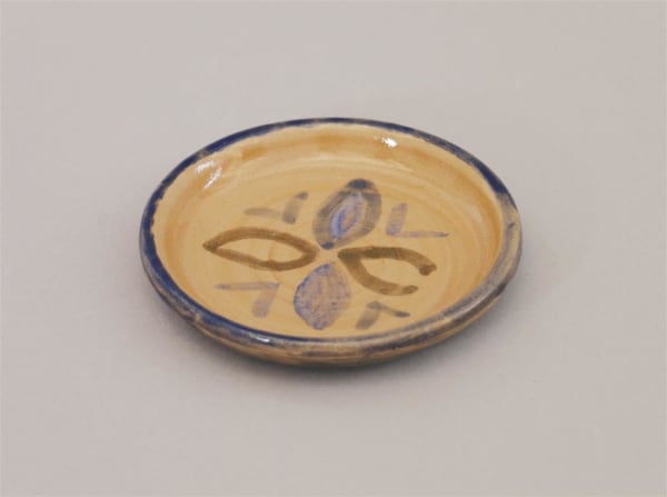 Julia Holderness, Small plate III, 2023