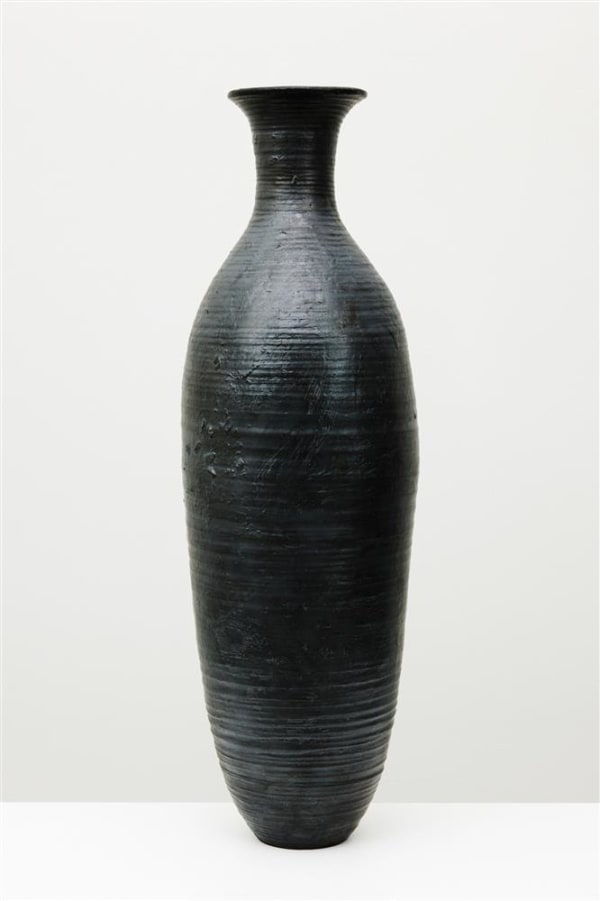 Iza Lozano Vasija 5, 2023 Stoneware clay, marble, bone ash and iron rich glaze 78.0 x 20.0 x 20.0 cm