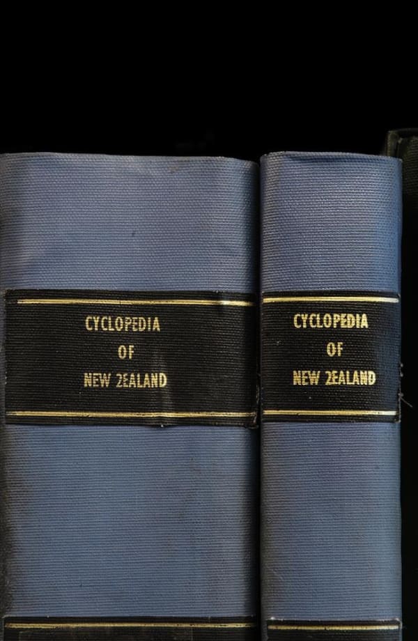 Mickey Smith, CYCLOPEDIA OF NEW ZEALAND, 2022
