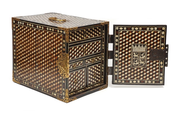 Ventó Indo-português com as Armas da Família Manoel , Índia, prov. Taná, c. 1600-1625