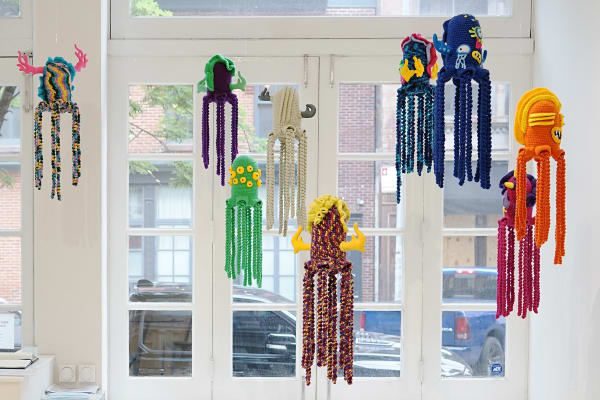 Mulyana (Indonesia) , Installation Image Jumping the Shadow