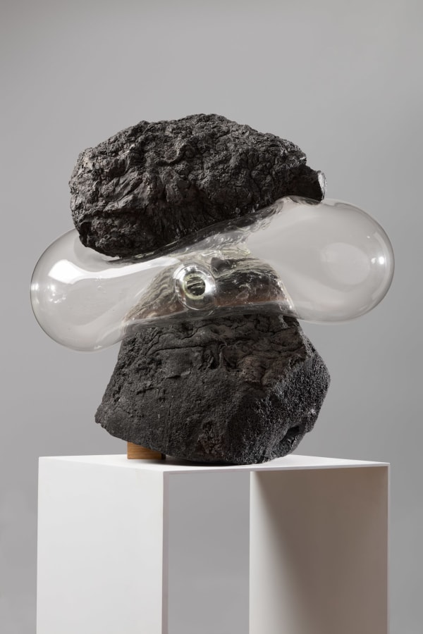 Simone Slee, Rocks holding up #17, 2018