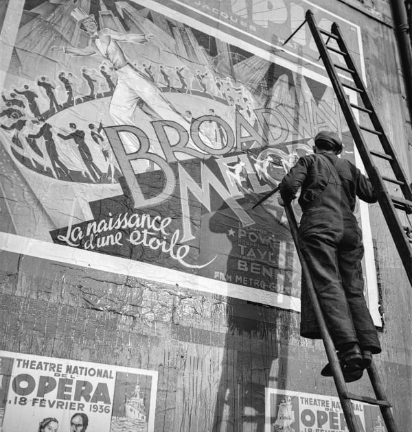 Le colleur d'affiches, vers 1930 Tirage argentique sur papier baryté 40x50 cm Edition of 15 plus 5 AP