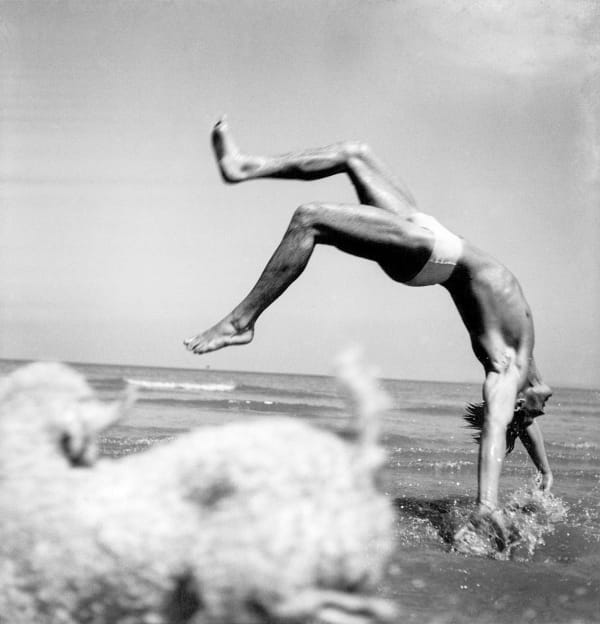 Le saut périlleux, 1935 Tirage argentique sur papier baryté 18x24 cm Unlimited edition