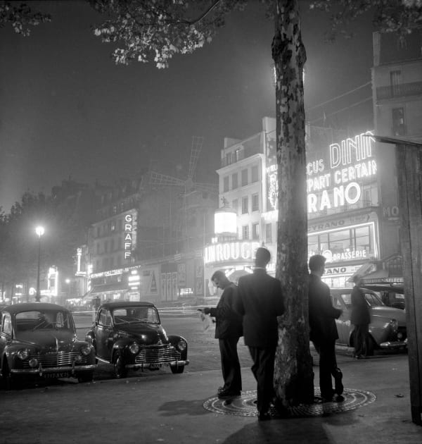 Place Blanche, 1951 Tirage argentique sur papier baryté 40x50 cm Edition of 15 plus 5 AP