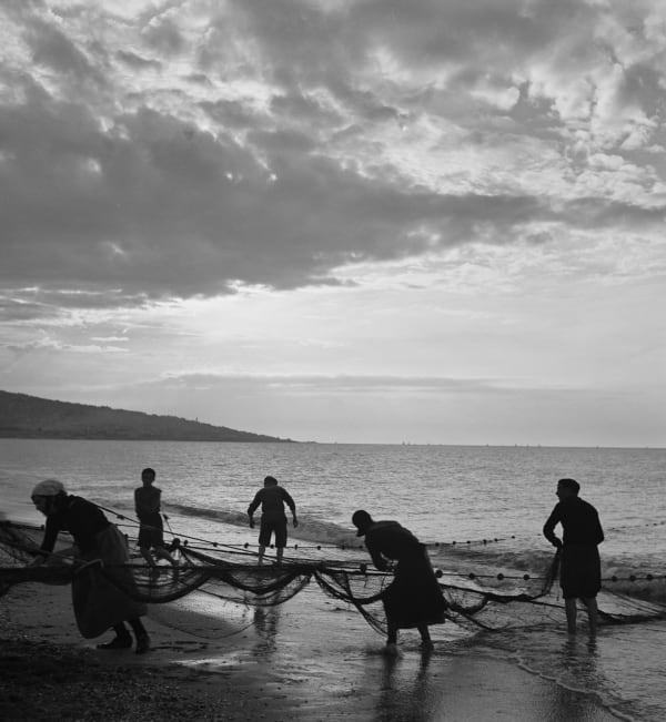 Levée des filets au petit jour, 1936 Tirage argentique sur papier baryté 40x50 cm Edition of 15