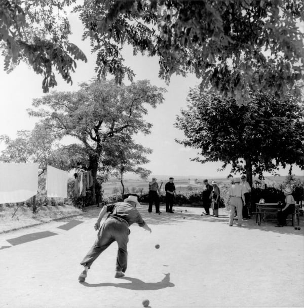 La pétanque, 1936 Tirage argentique sur papier baryté 18x24 cm Unlimited edition