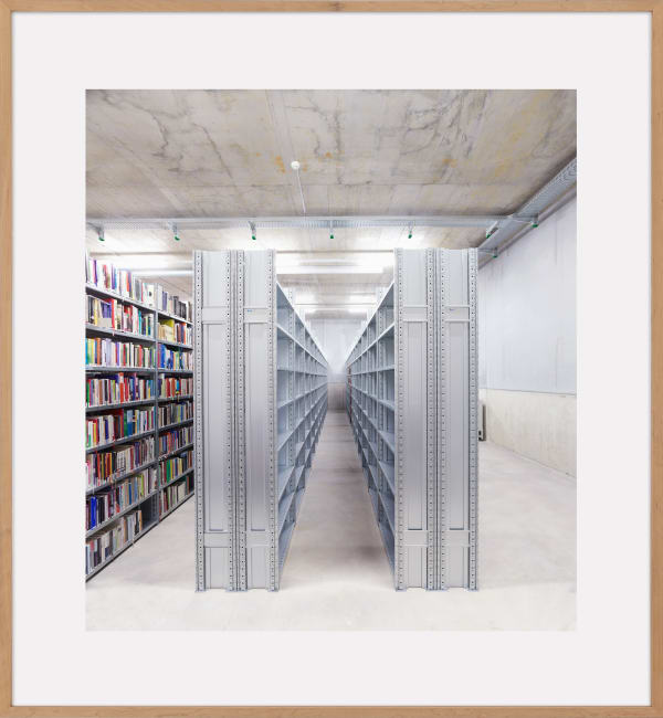 Candida Höfer, Liechtensteinische Landesbibliothek Aussendepot Schaanwand I 2021, 2021