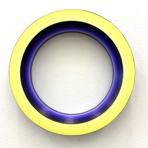 Marion Borgelt Sol Y Sombra: Piece No. 7, 2021 timber and oil Ø 22 x 3.5 cm
