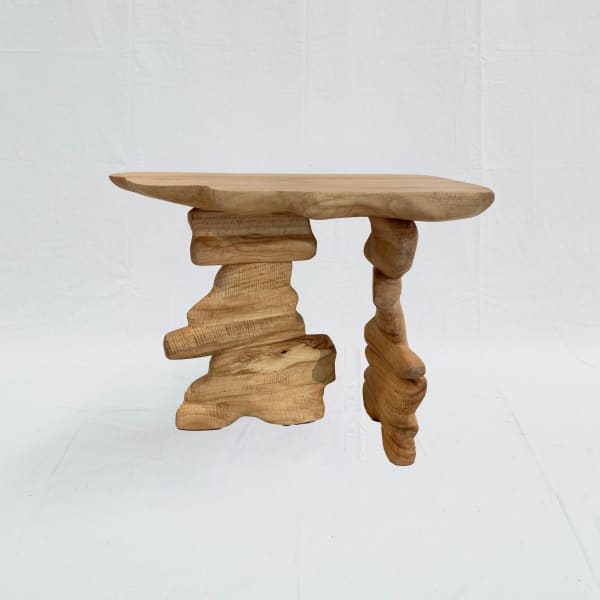 Olive Gill-Hille, EXTENSION TWO, console, 2020