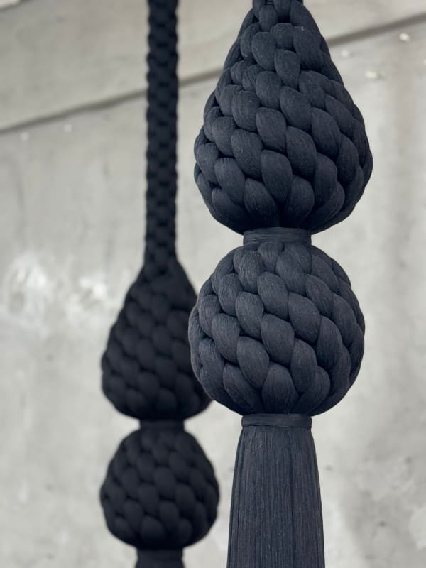 Design Studio, Black Knot