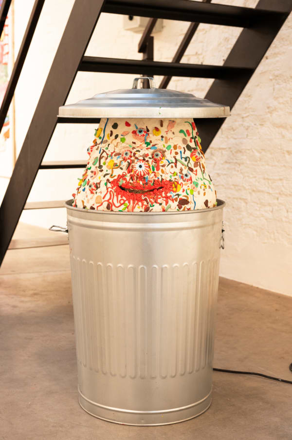 Beni Bischof, Waste bin guy, 2024