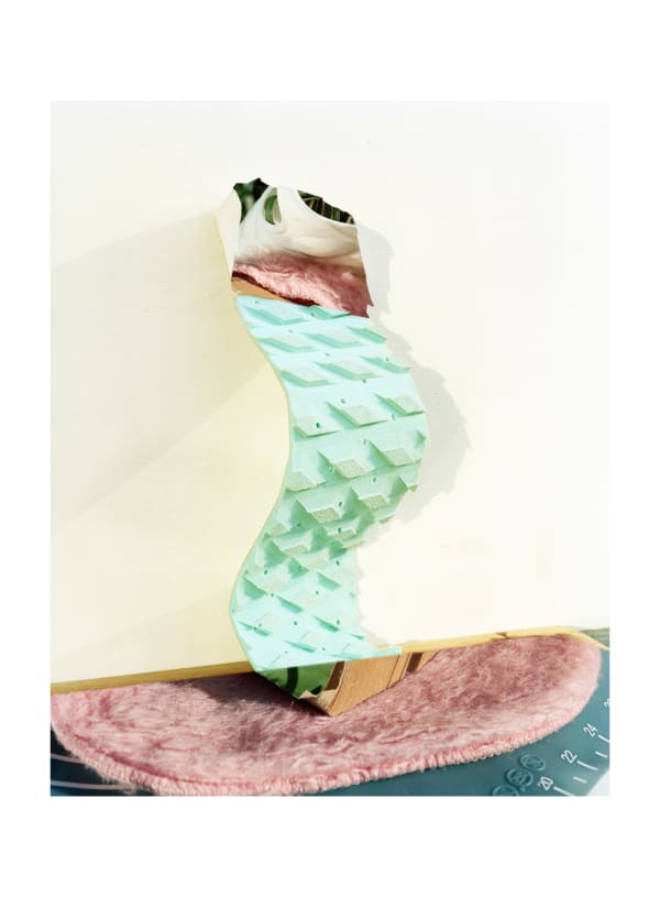 Etienne Courtois Good Is Up Metaphor, 2018 Archival inkjet print mounted on plywood 40 x 32,2 cm