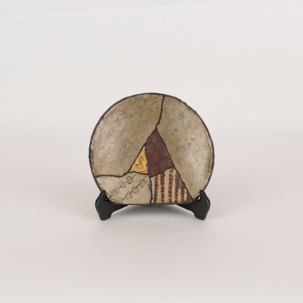 Half-Moon Plate with Patchwork Design|寄継半月皿, 2023