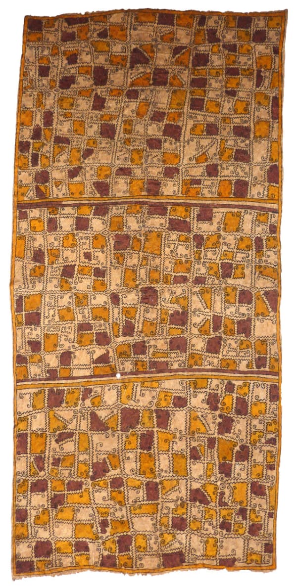Nerry Keme (Namuno) siha'e, taigu taigu'e ohu'o jo'o sor'e - fruit of the tree, pattern of a leaf and uncurling fern fronds natural pigments on nioge (barkcloth) 147 x 70 cm