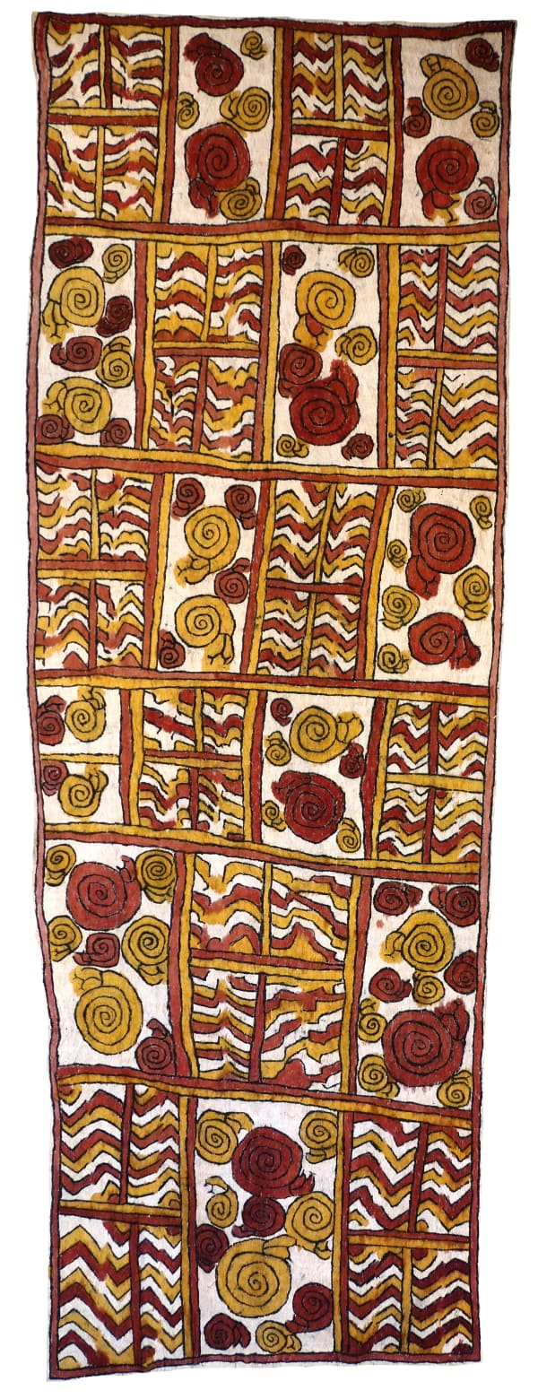 Audrey Masé, Small pieces of pig meat and bush snail shells, 2022