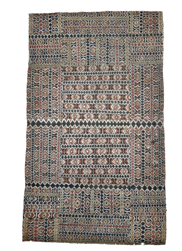 Jessie Bujava (Kipora) siha'e ohu'o visuano'e - fruit of the tree and teeth of the mountain fish natural pigments on nioge (barkcloth) 203 x 115 cm