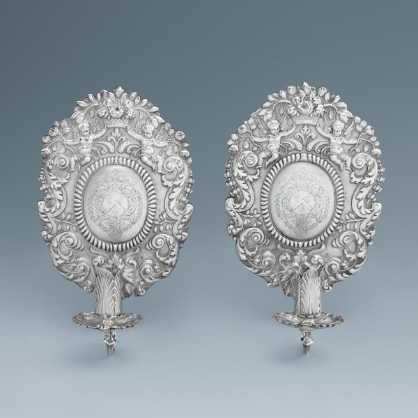 John Barnard, A Pair of William III Antique English Silver Wall Lights, c. 1700
