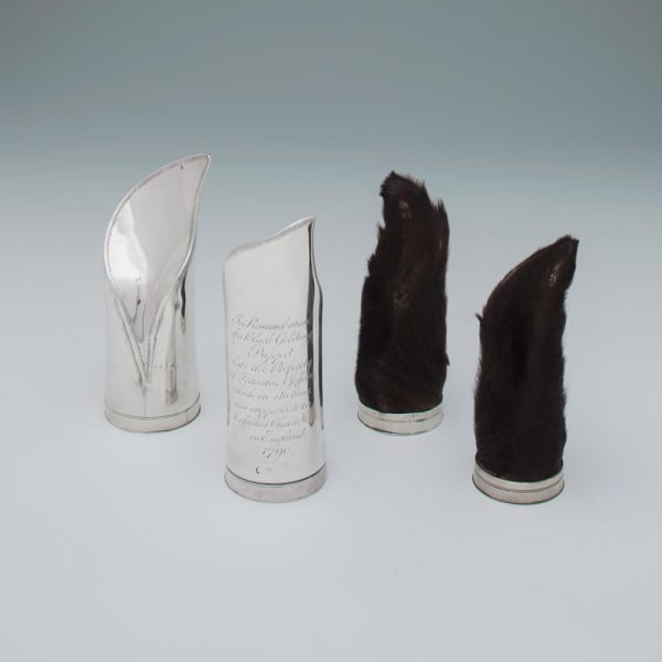 Thomas Phipps & Edward Robinson, A Pair of George III Antique English Silver Horse Ear Containers, 1790