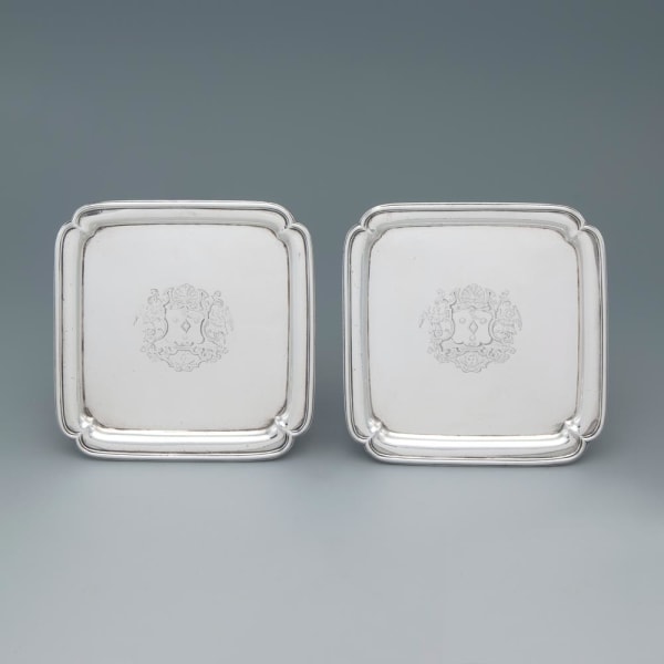 Paul de Lamerie, A Pair of George II Antique English Silver Salvers, 1729