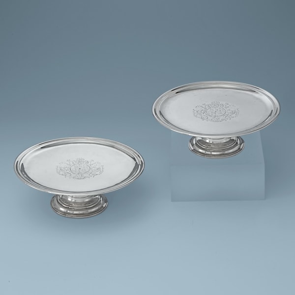 Paul de Lamerie, A Pair of George I Antique English Silver Tazzas, 1720
