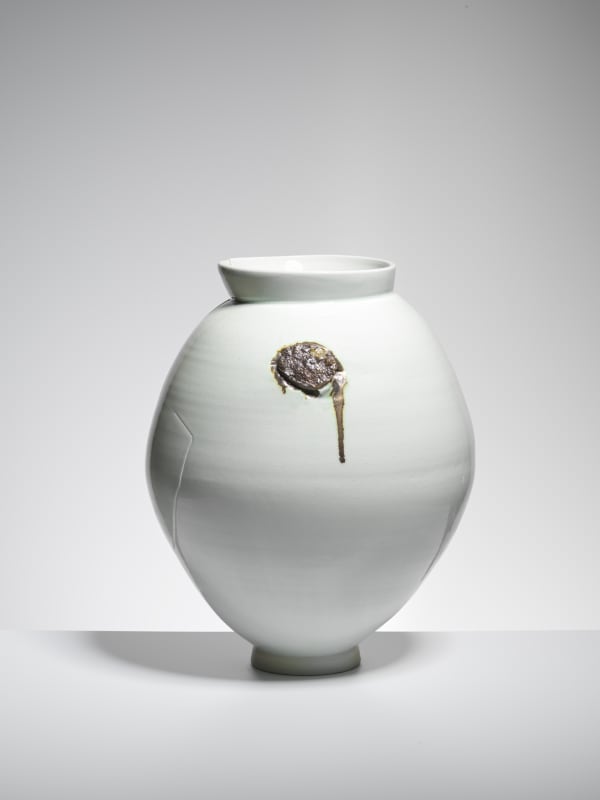 Adam Buick, Inclusion Jar 3, 2022