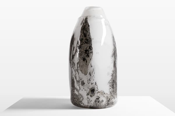 Marcin Rusak, Flower Infused Vessel 04, 2018
