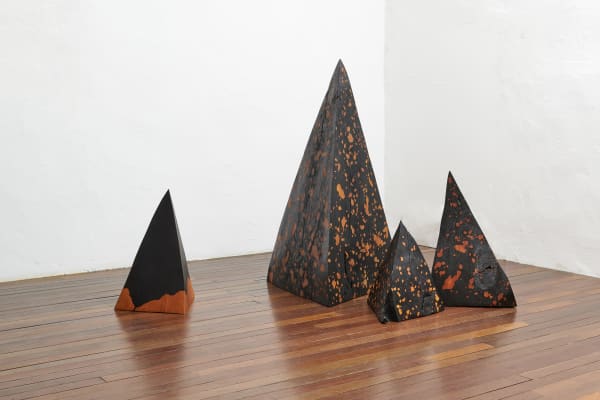 Park Hong-gu, Nameoji i (centre in image, largest), 2017