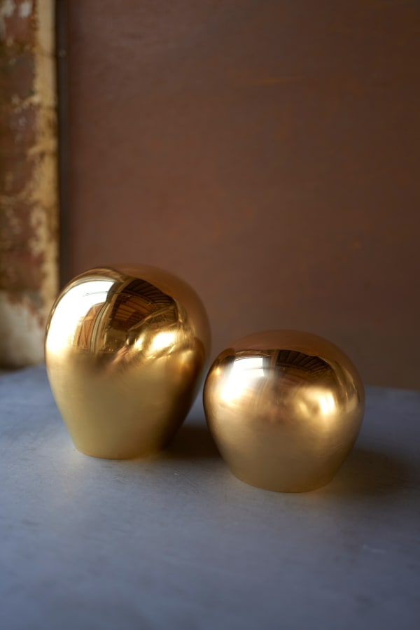 Adi Toch, Mirror Object (smaller), 2022
