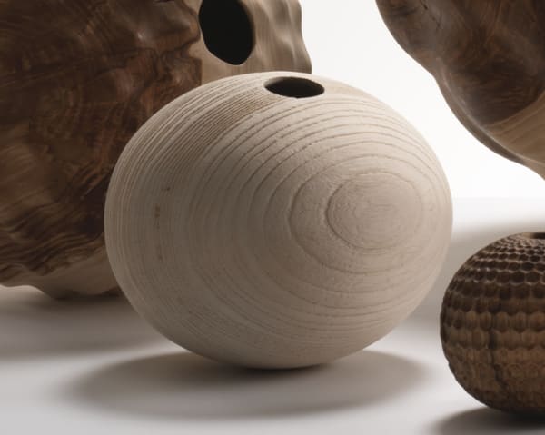Eleanor Lakelin, Small Ash Vessel, 2020
