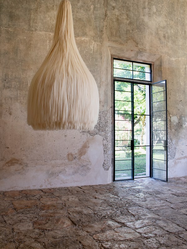 Angela Damman, Chandelier, 2022