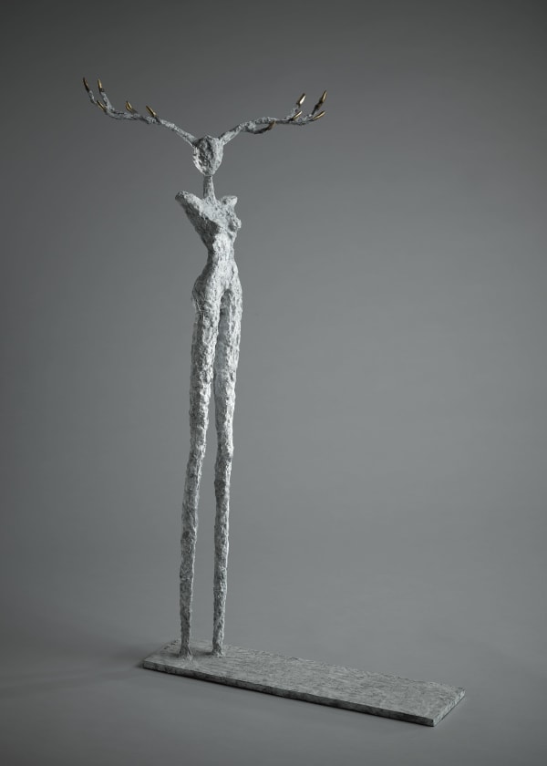 Orla de Brí, Lone She Stag