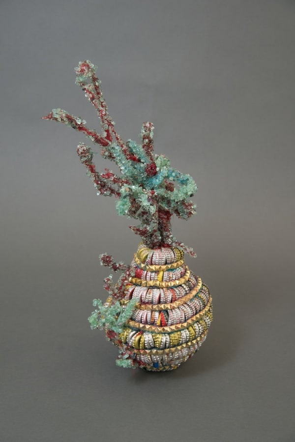 Lucien Shapiro bottlecap vessel