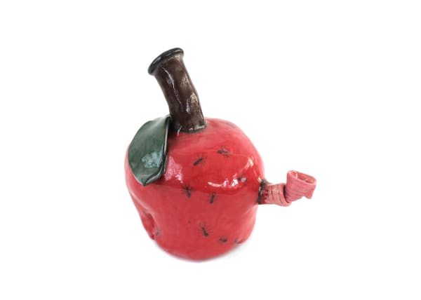 Kate Klingbeil, Apple Bong, 2018