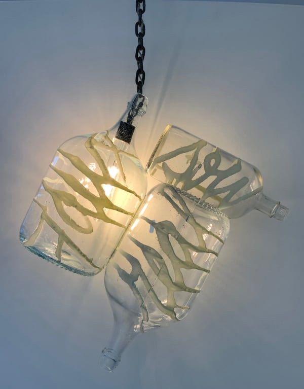 Bottle lamp installation piece