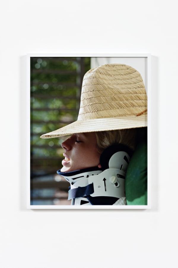 Torbjørn Rødland, Hat and Collar, 2014