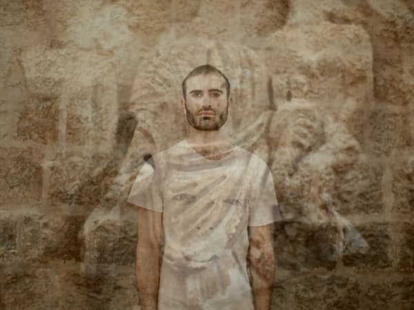 Mario Macilau, Omri Blau, 2016