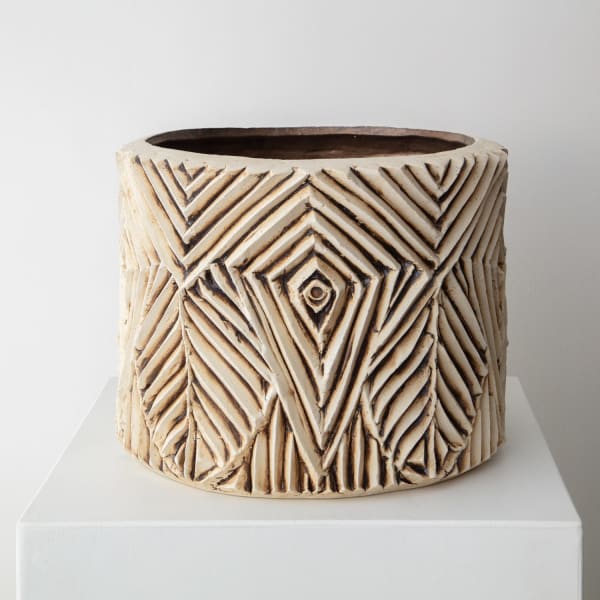 Christopher Maschinot White & Black Carved Planter Dia 17" x H 14"