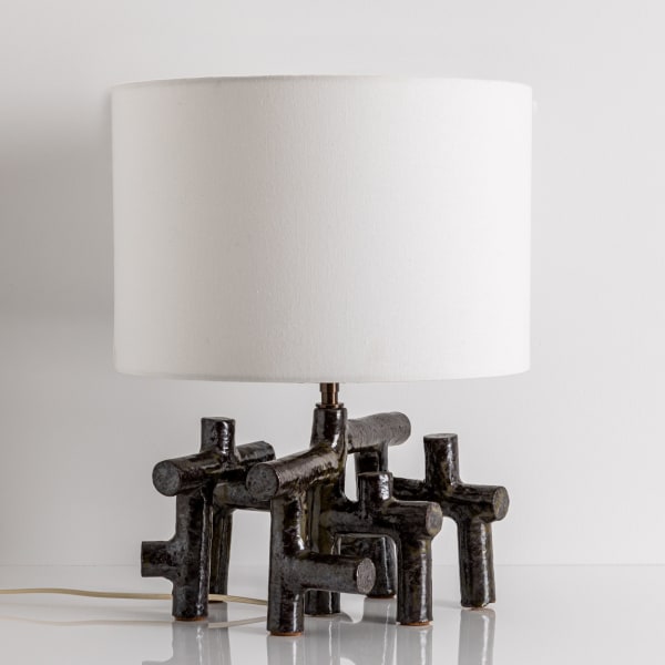 Black Extrude Lamp