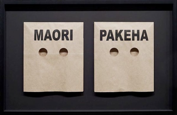Wayne Youle, I am what you make me, 2009