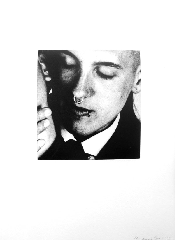 CATHERINE OPIE, O, 1999