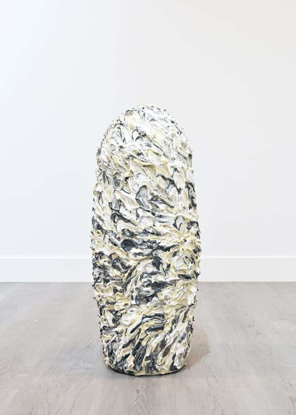 Sculpture (large, gray 1)