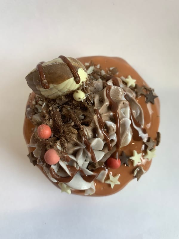 Anna Barlow, Pumpkin Spice Doughnut Sculpture 7, 2025
