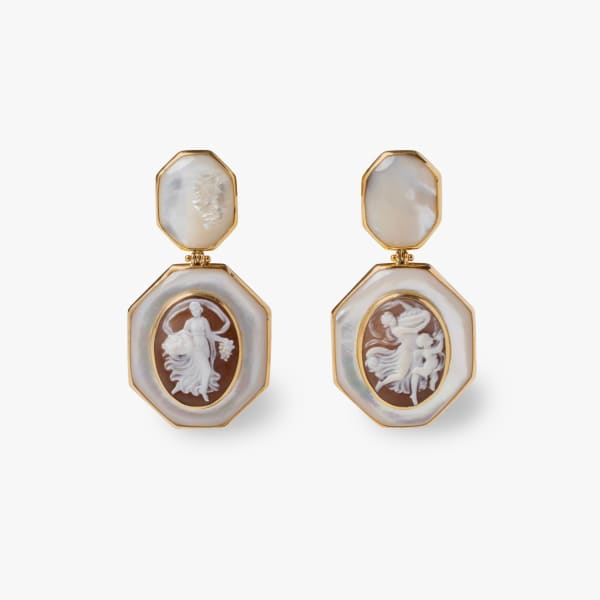Anna Porcu, Mother of Pearl Earrings