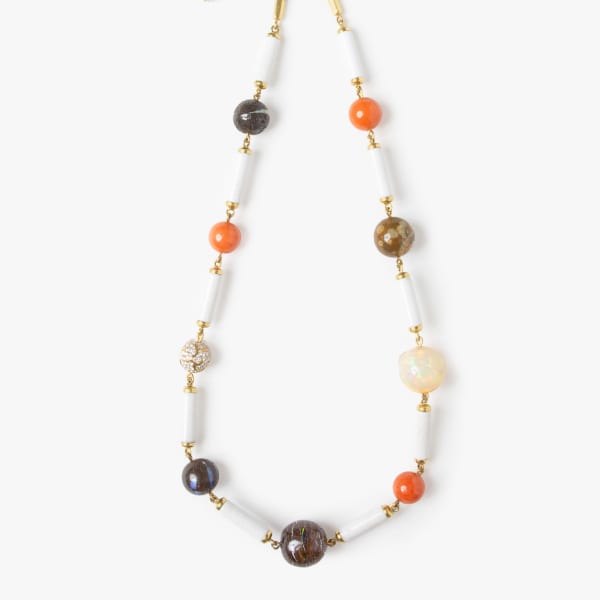 Nicholas Varney, Cocholong and ball necklace