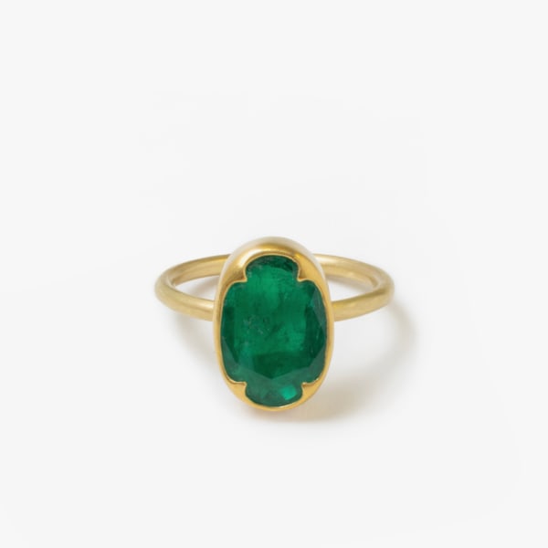 Gabriella Kiss, Oval zambian emerald ring