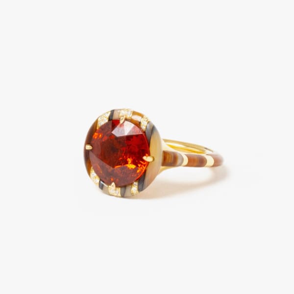Nicholas Varney, Spersastite garnet and agate ring