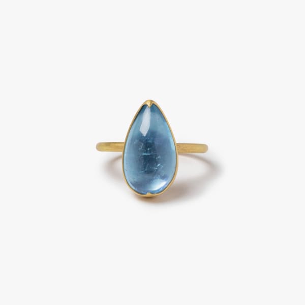 Gabriella Kiss, Pear aquamarine ring