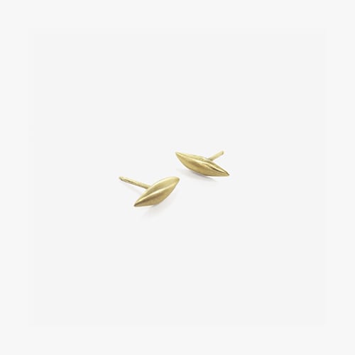 Gabriella Kiss, Slug studs
