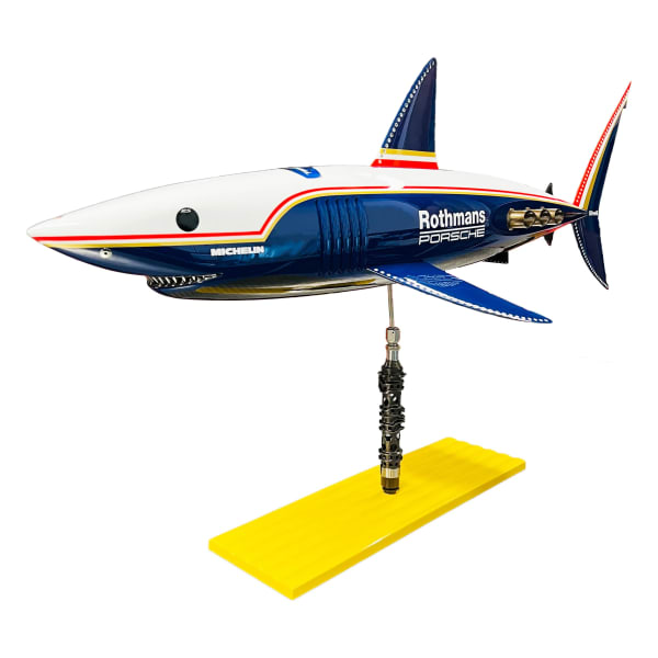 Alastair Gibson, Racing J-Mako (Versions)